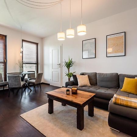 Ochota De Luxe Apartment 华沙 外观 照片