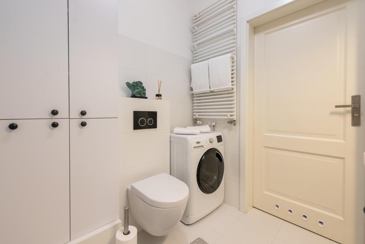 Ochota De Luxe Apartment 华沙 外观 照片