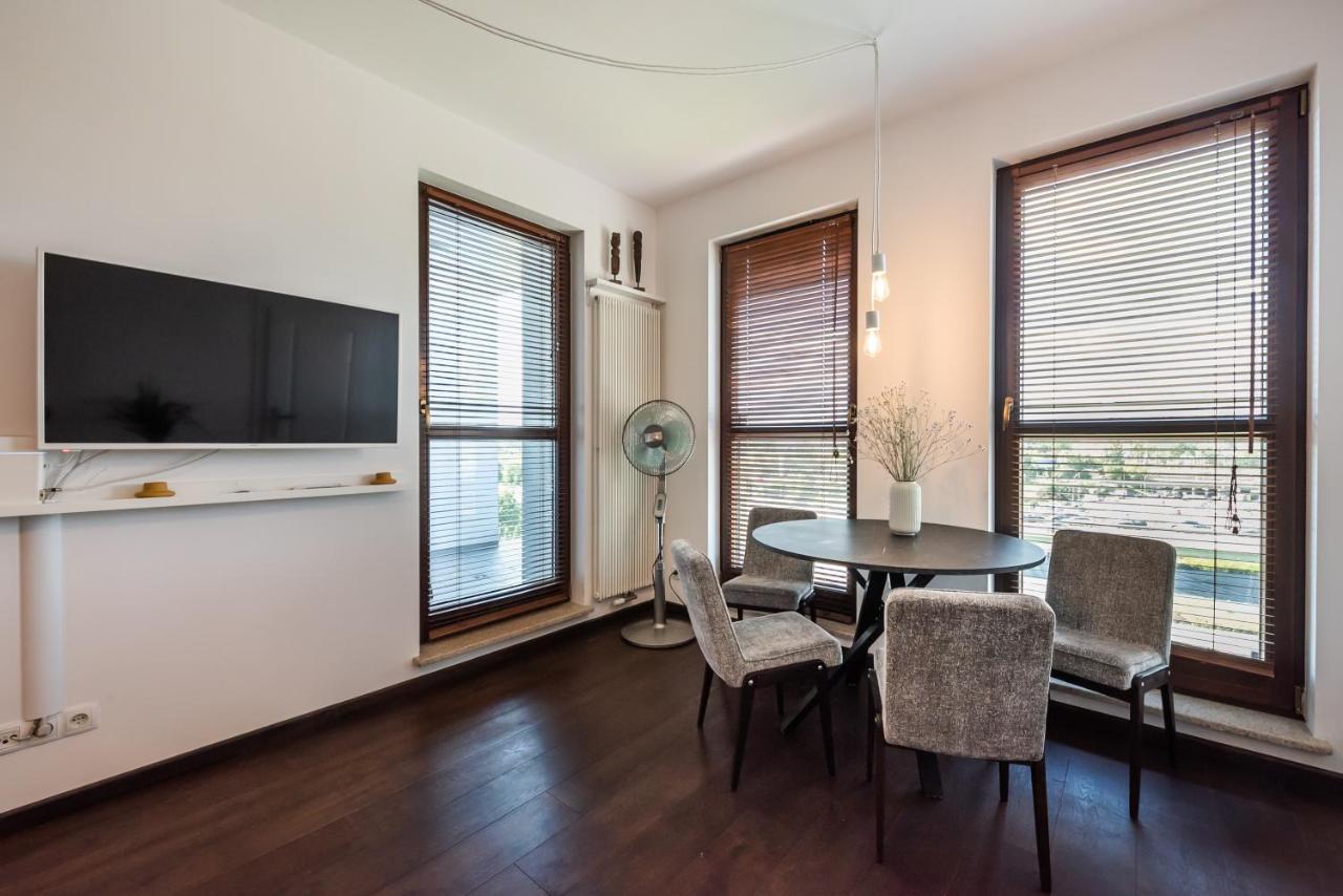 Ochota De Luxe Apartment 华沙 外观 照片