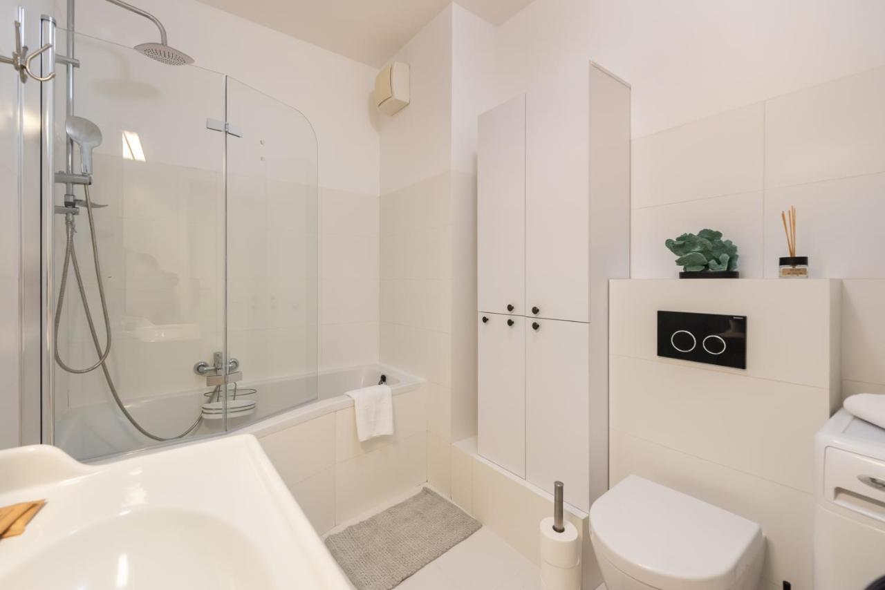 Ochota De Luxe Apartment 华沙 外观 照片